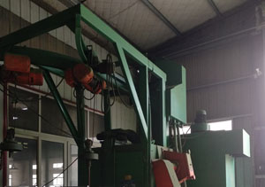 濟南歷下區(qū)拋丸機案例，型號為Q376雙掛鉤式打砂機